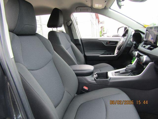 Certified Used 2023 MAGNETIC GRAY MET. Toyota  image 28