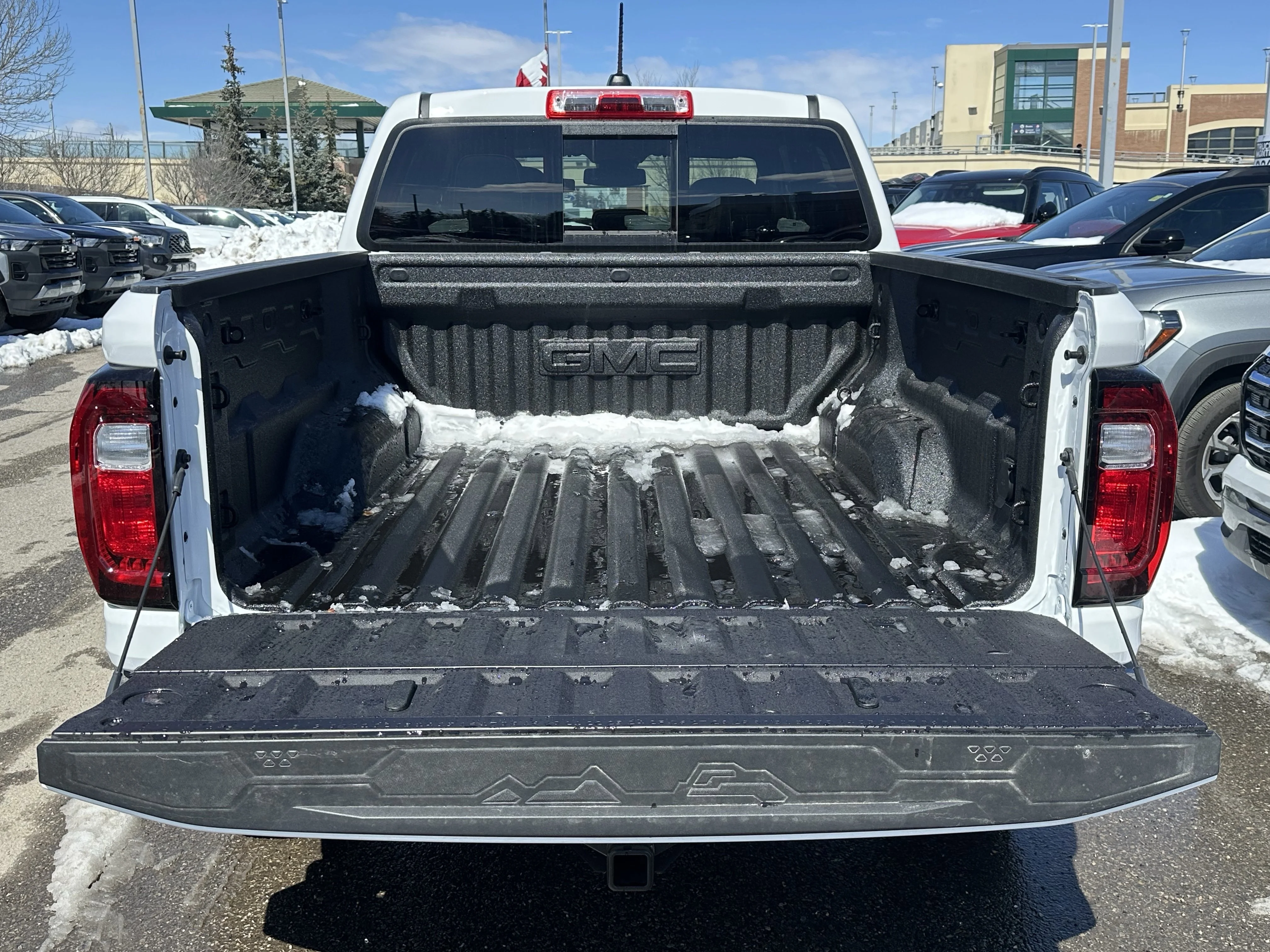 New 2026 Summit White GMC AT4 image 8