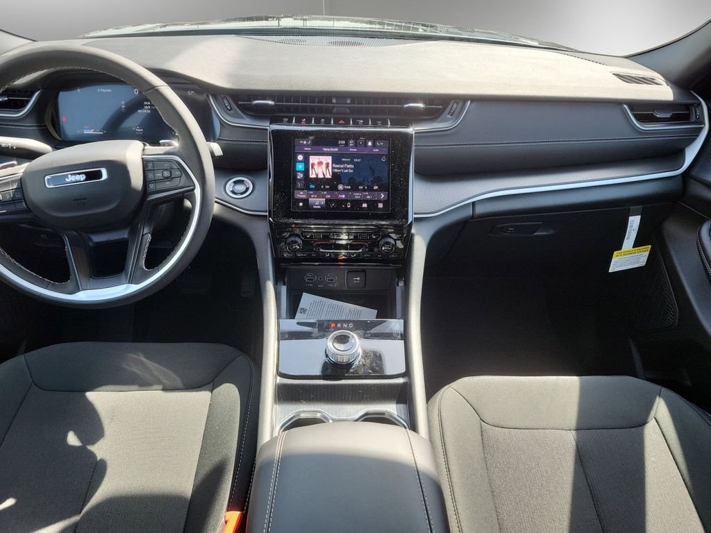 2025 Jeep Grand Cherokee L Laredo - Photo 12