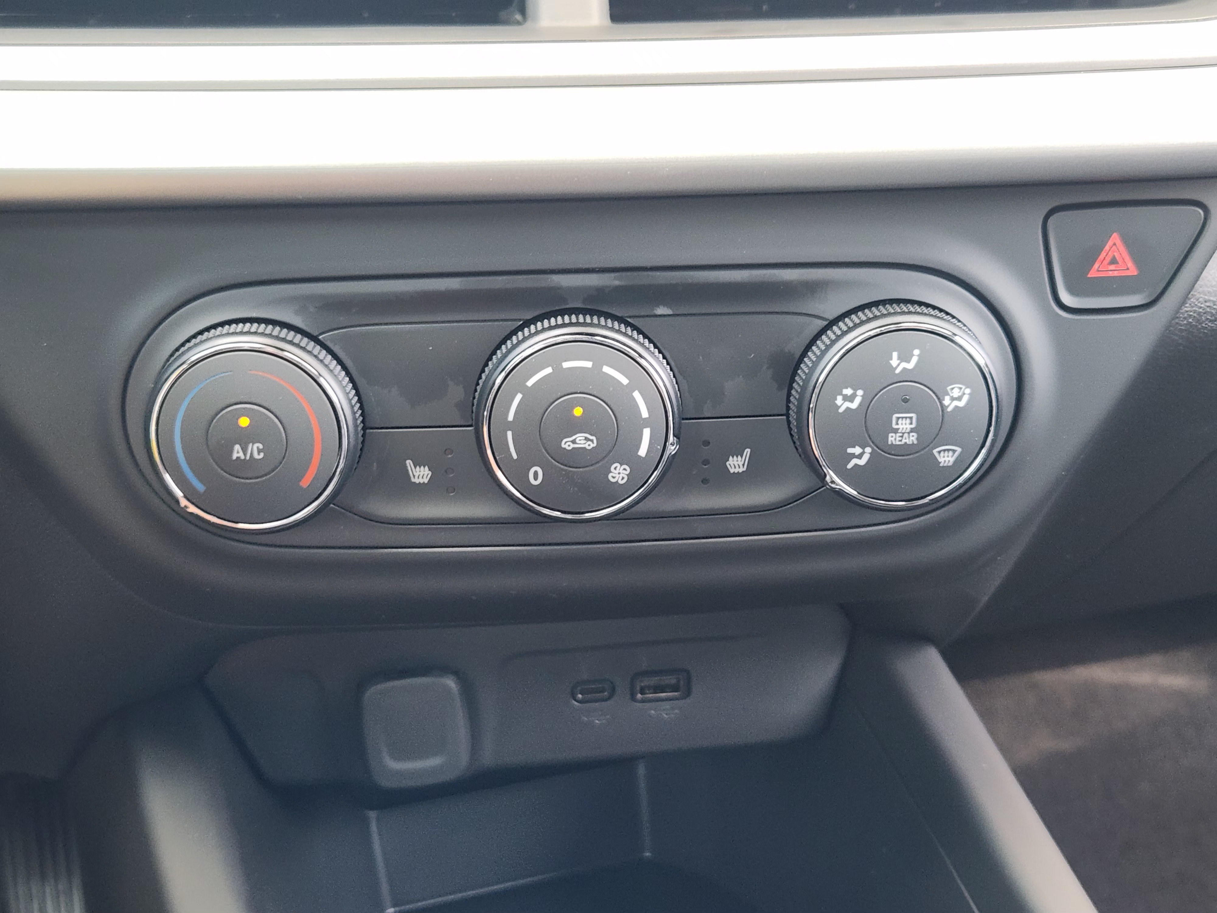 Used 2026 White Sands Chevrolet 1RS image 20