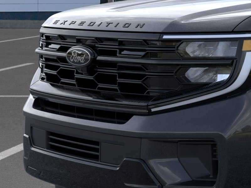 New 2026 Dark Matter Gray Metallic Ford Platinum image 18