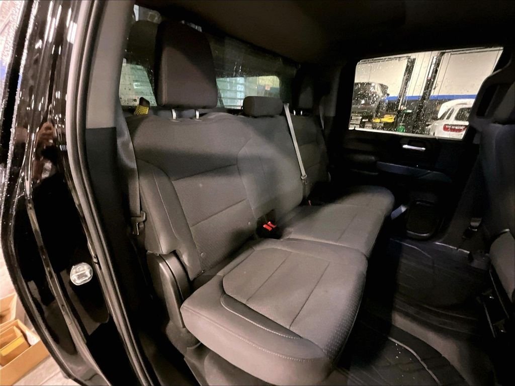 Used 2022 Black Chevrolet Custom image 16