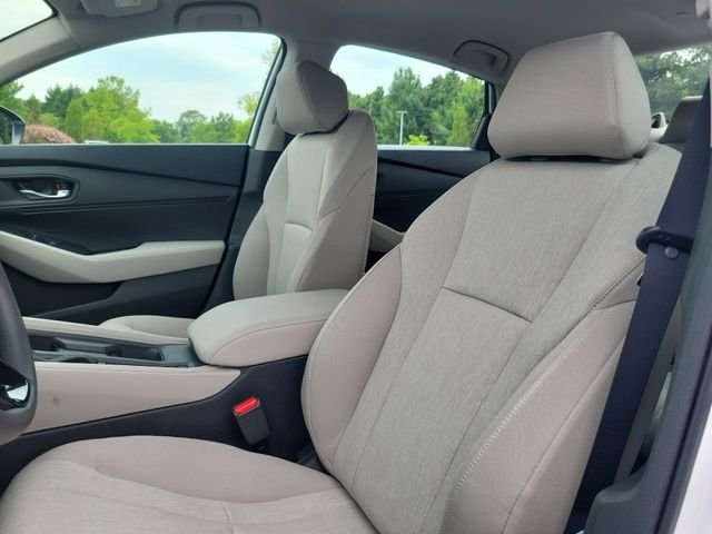 New 2026 Platinum White Pearl Honda LX image 12