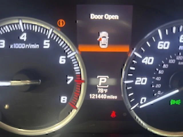 Used 2015 White Acura V6 Tech image 14