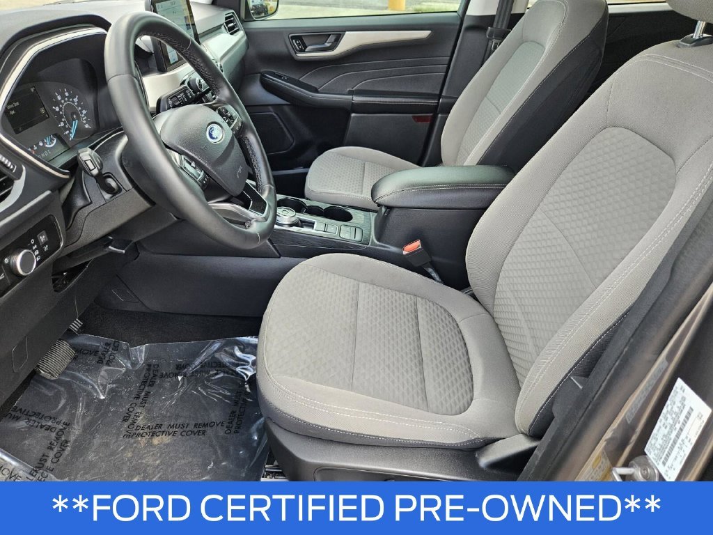 Used 2022 Gray Ford SE image 15