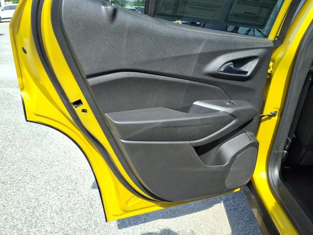 Used 2024 Yellow Chevrolet ACTIV image 25