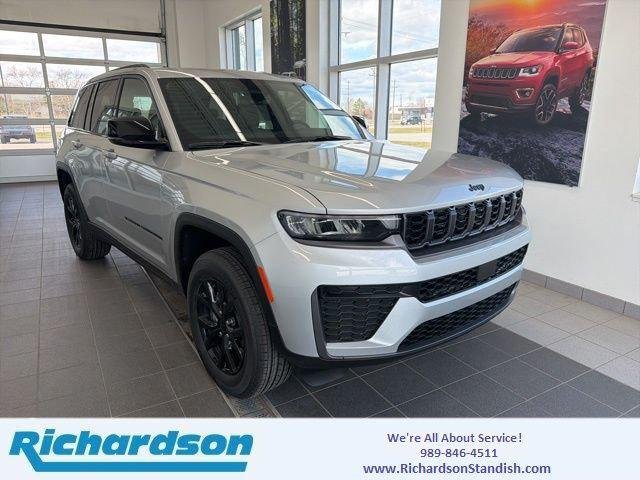New 2026 Silver Zynith Exterior Paint Jeep Laredo image 1