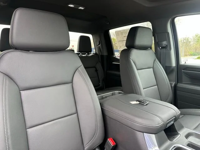 2026 GMC Sierra 1500 SLT - Photo 8