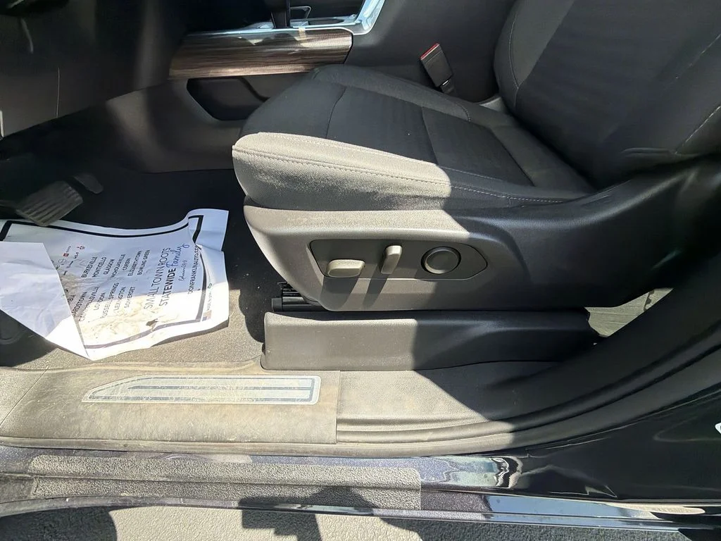 Used 2023 Gray Chevrolet RST image 18