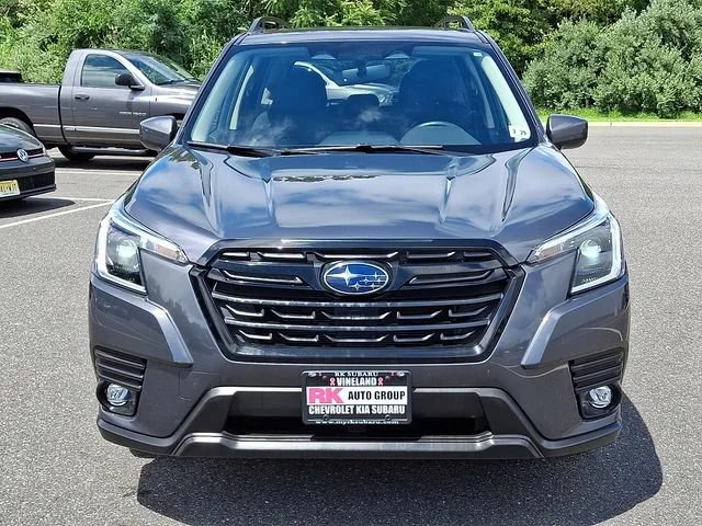 Used 2024 Gray Subaru Premium image 3