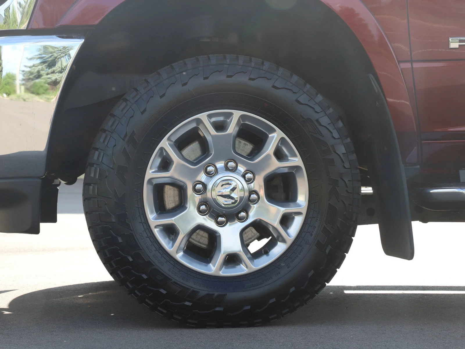 Used 2019 Delmonico Red Pearlcoat Ram Laramie image 28