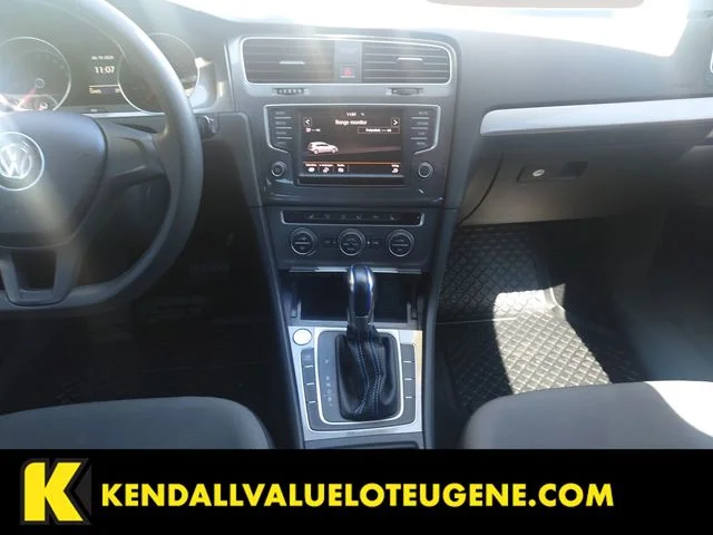 Used 2016 Blue Volkswagen SE image 10