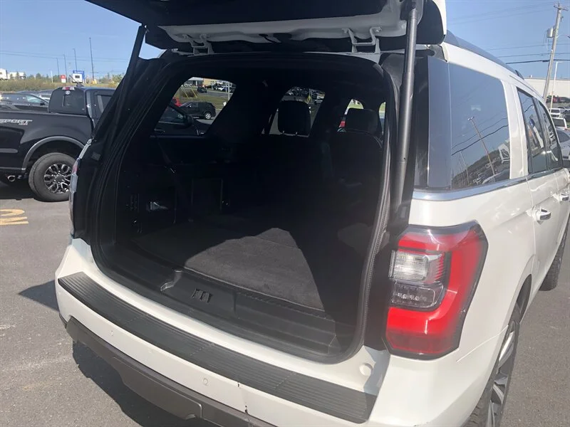 Used 2021 White Ford King Ranch image 18