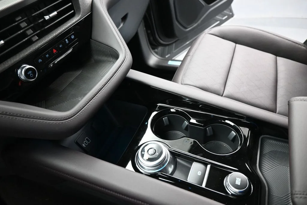New 2026 Carbonized Gray Metallic Ford Platinum image 16