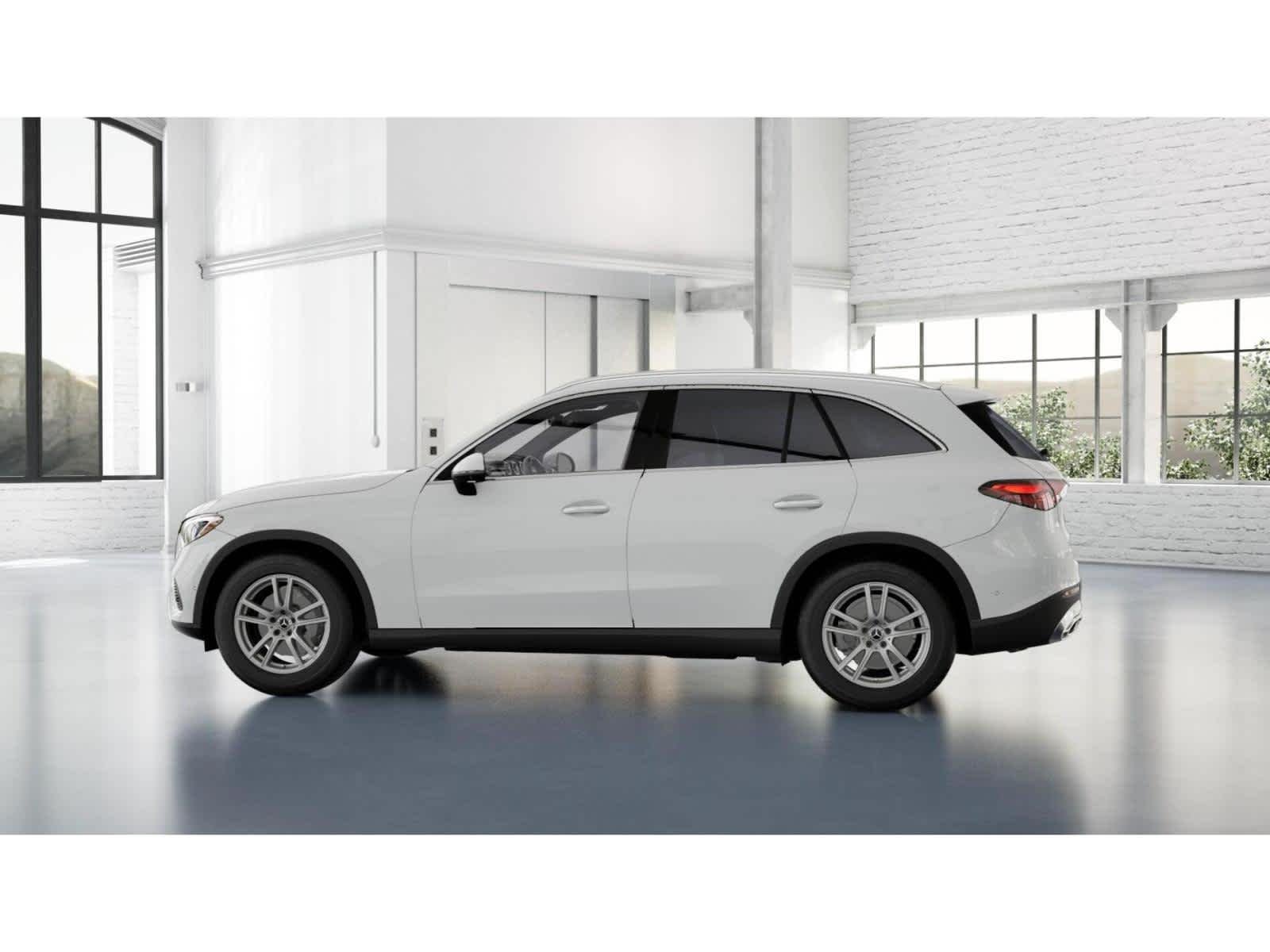 Used 2026 Polar White Mercedes-Benz GLC 300 image 32
