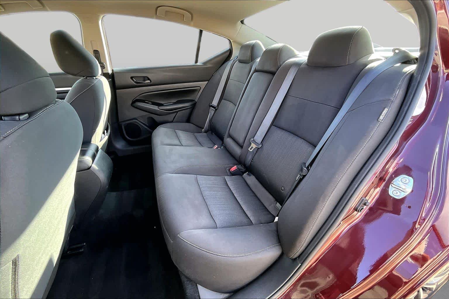Used 2023 Garnet Pearl Metallic Nissan 2.5 SV image 20
