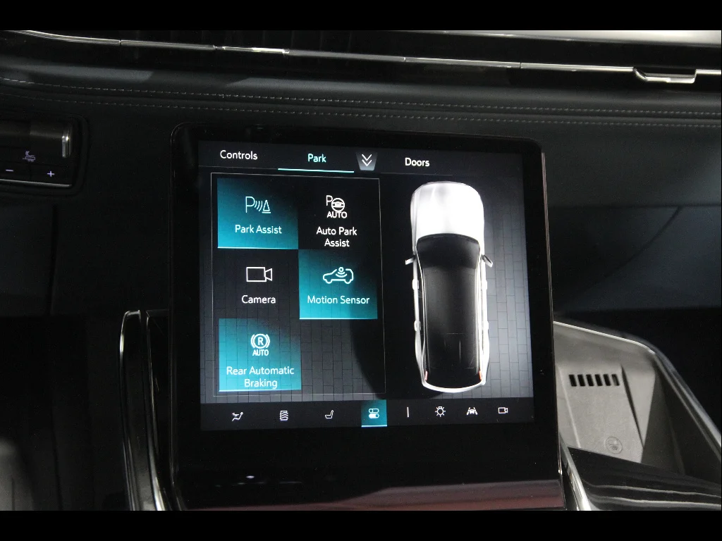 2026 Cadillac Escalade IQ Premium Luxury - Photo 16