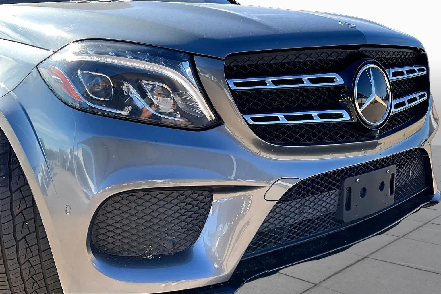 Used 2018 Selenite Grey Metallic Mercedes-Benz GLS 550 image 30