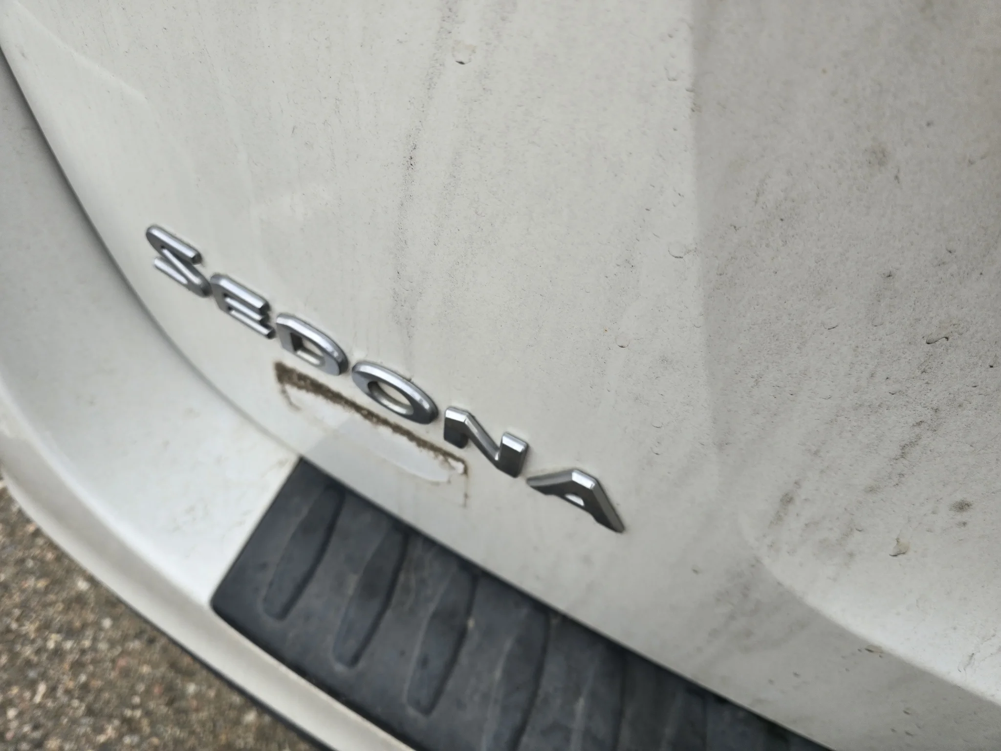 Used 2020 Snow White Pearl Kia EX image 21