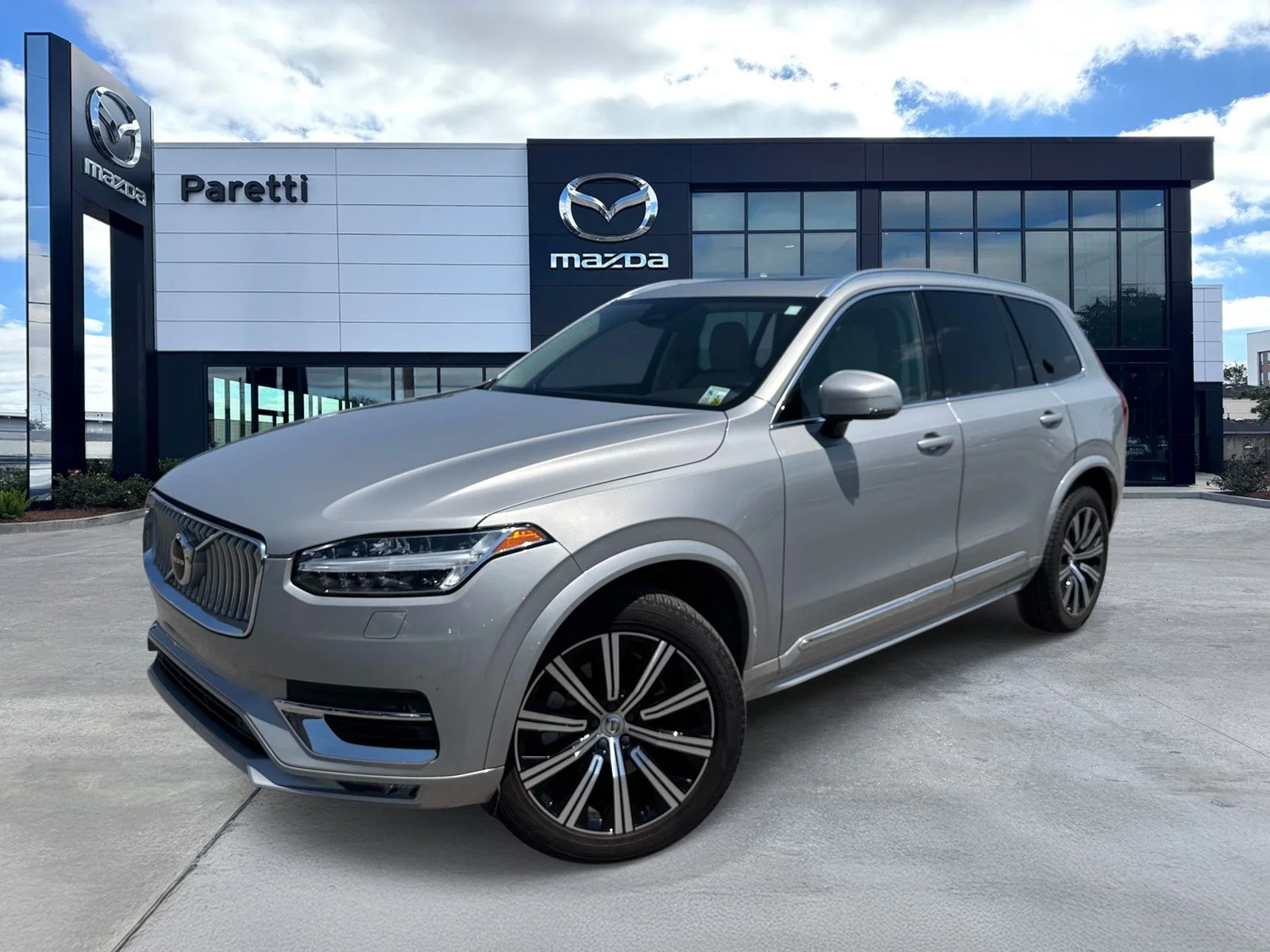 2024 Volvo XC90 B5 Core