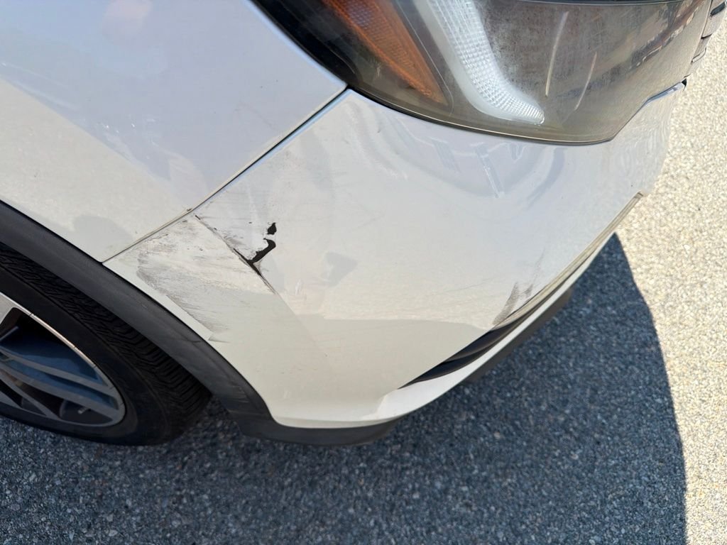 Used 2017 White Honda Elite image 5