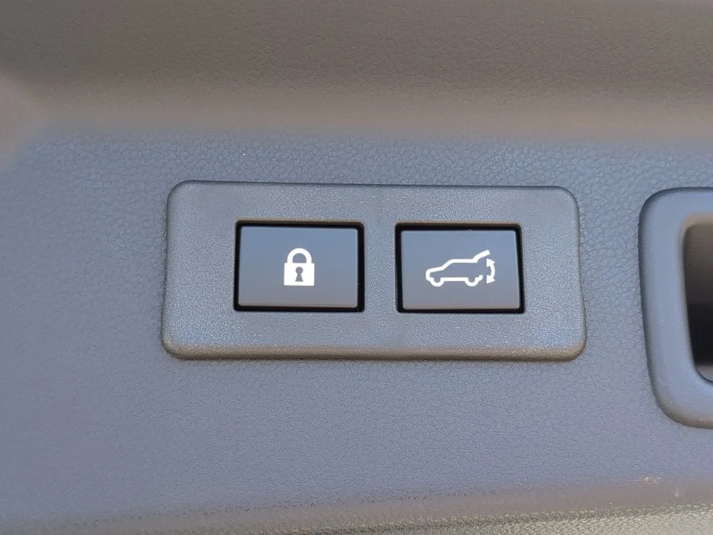 Used 2026 White Subaru Sport image 10