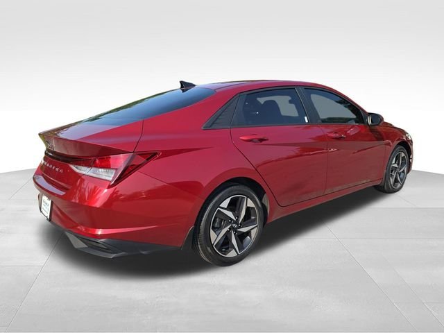 Certified Used 2023 Red Hyundai SEL image 5