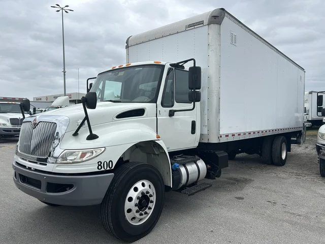2017 INTERNATIONAL 4000 