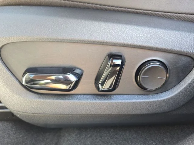 New 2026 Ultra White Lexus AWD image 10