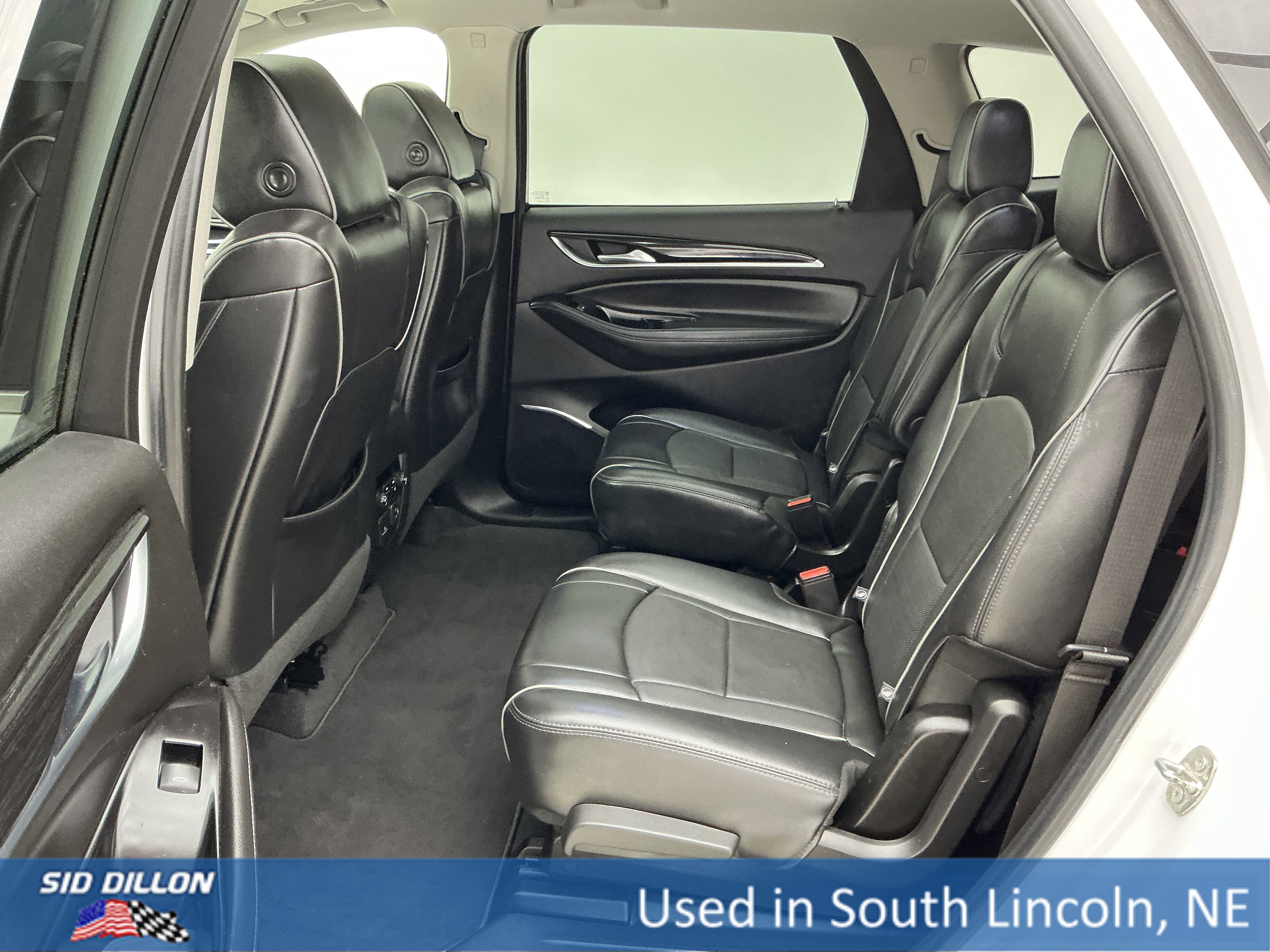 Used 2020 White Frost Tricoat Buick Avenir image 19