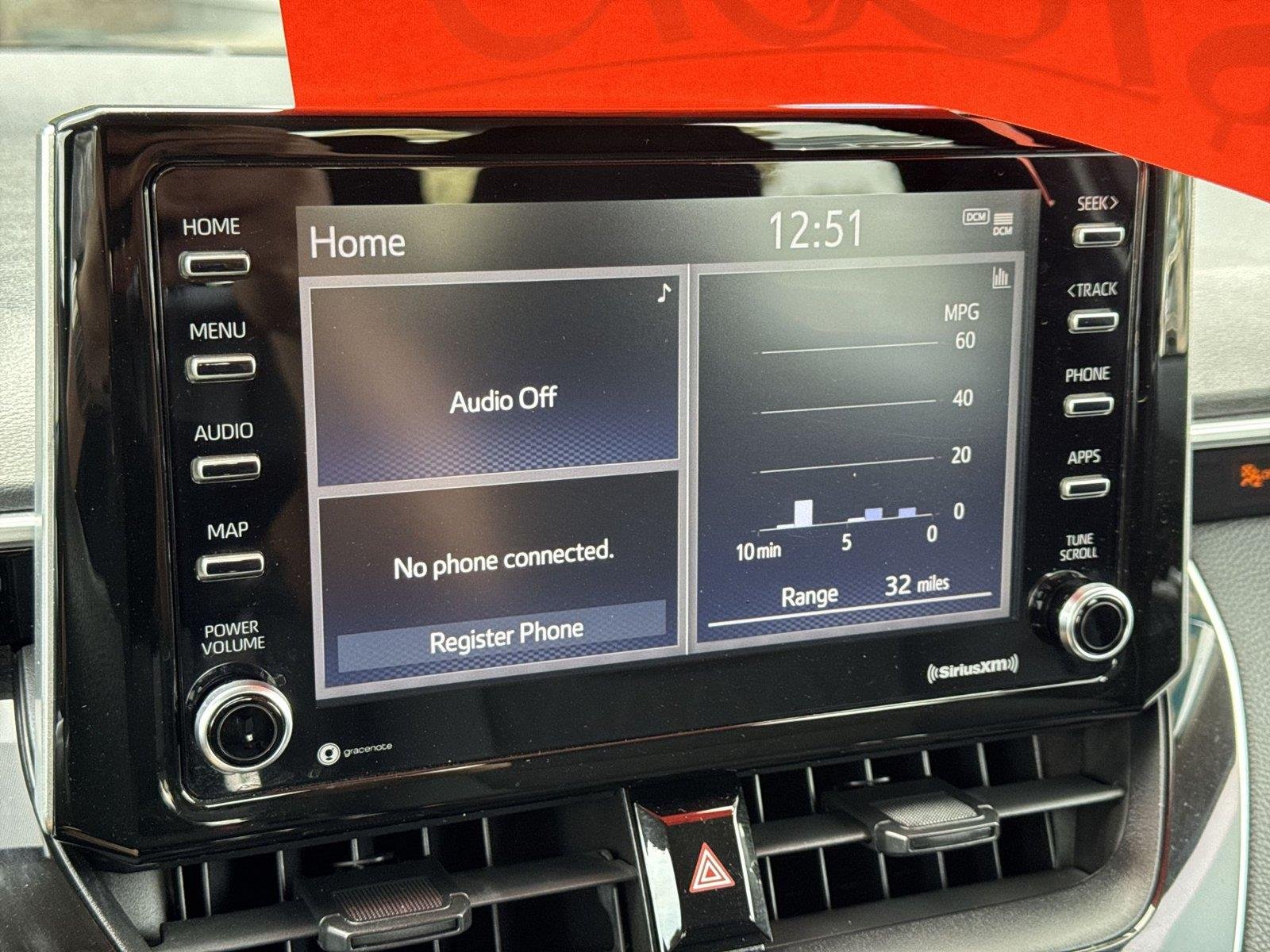 2021 Toyota Corolla LE - Photo 13