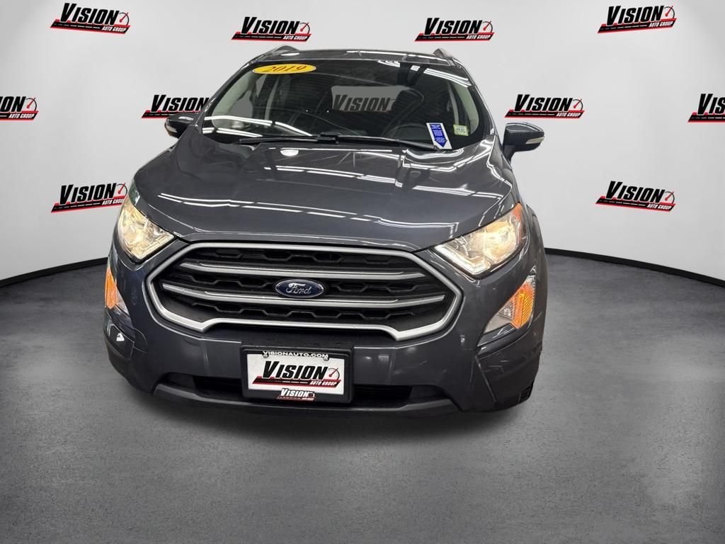 Used 2019 Gray Ford SE image 2