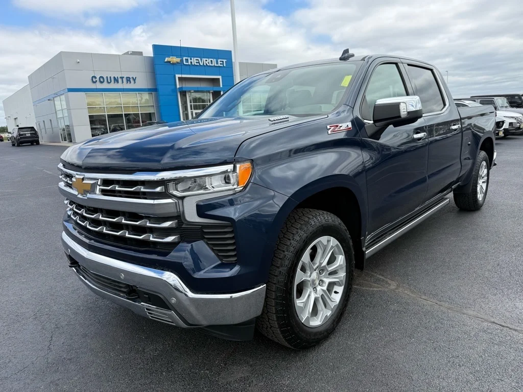 2023 Chevrolet Silverado 1500 LTZ - Photo 9