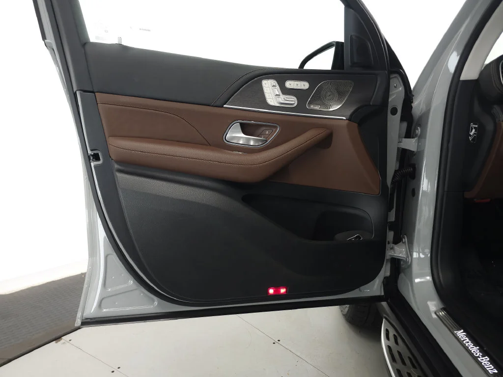 Certified Used 2024 MANUFAKTUR Alpine Gray Mercedes-Benz GLS 580 image 5