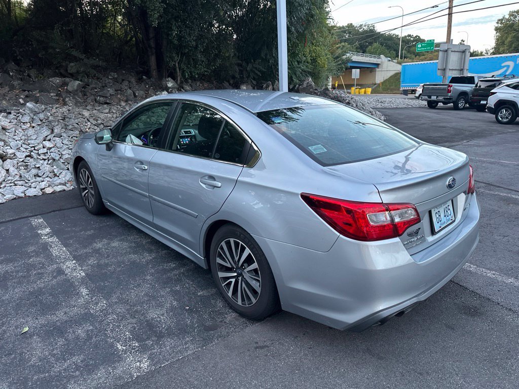 Used 2019 Silver Subaru 2.5i image 4