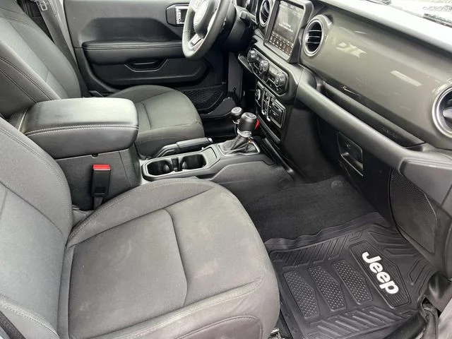 Used 2023 Gray Jeep Sahara image 23