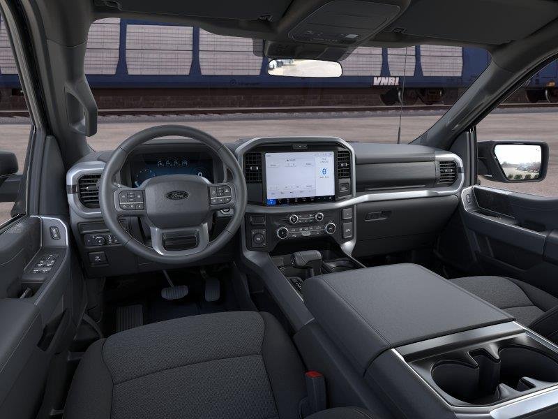 New 2026 Iconic Silver Metallic Ford XLT image 9