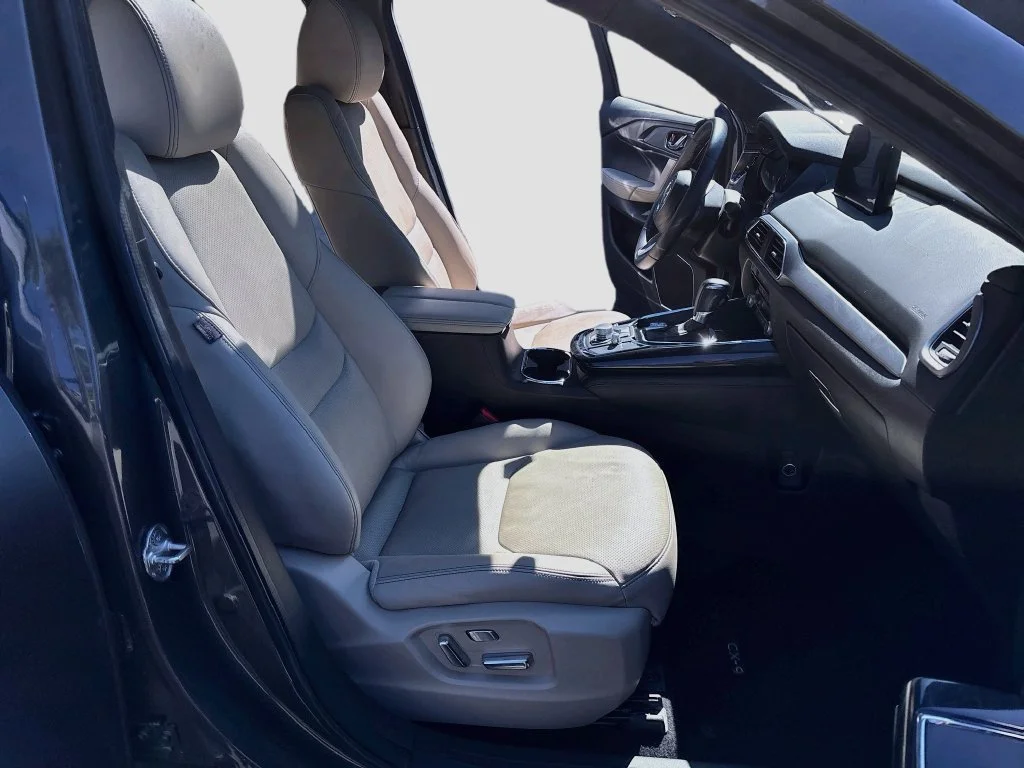 Used 2020 Machine Gray Mazda Grand Touring image 31