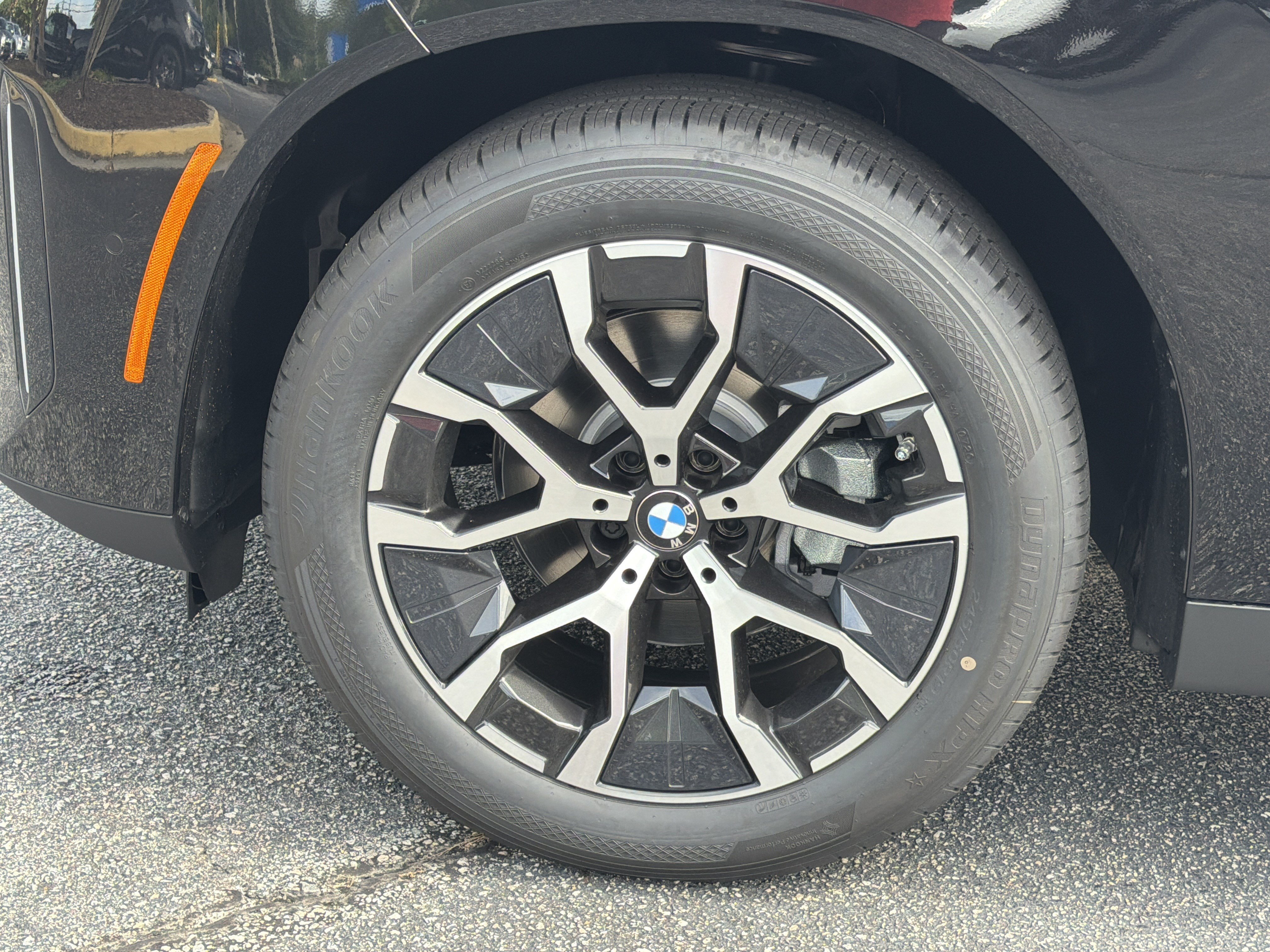 New 2026 Black Sapphire Metallic BMW 30 xDrive image 26