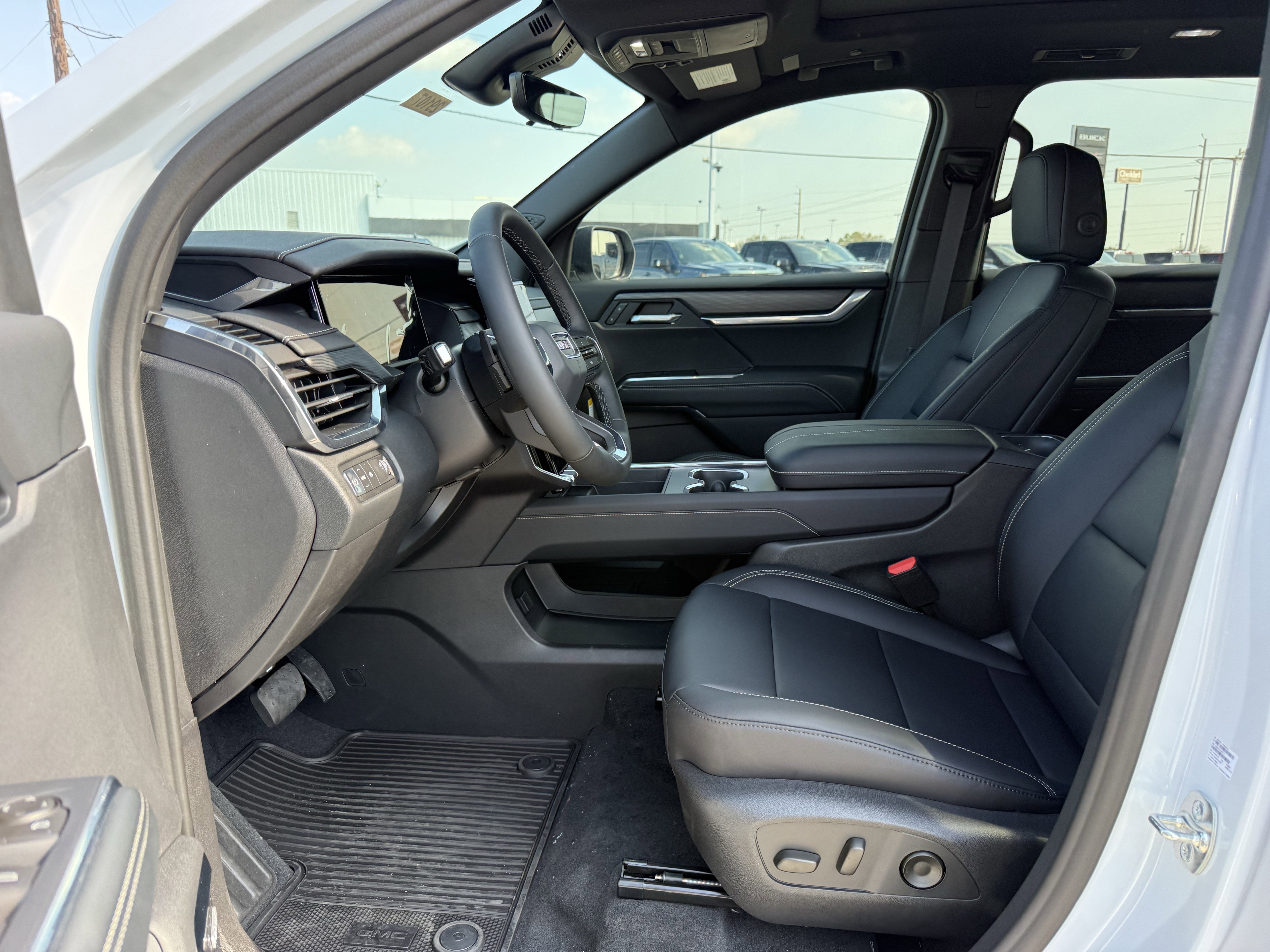 New 2026 Glacier White Tricoat GMC Elevation image 21