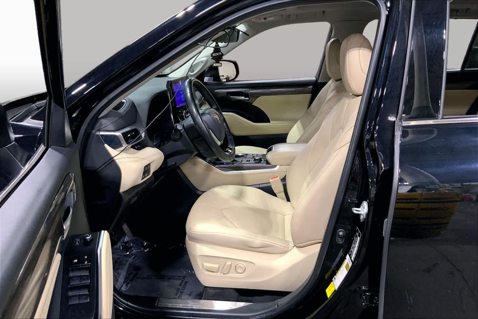Used 2023 Midnight Black Metallic Toyota Platinum image 8