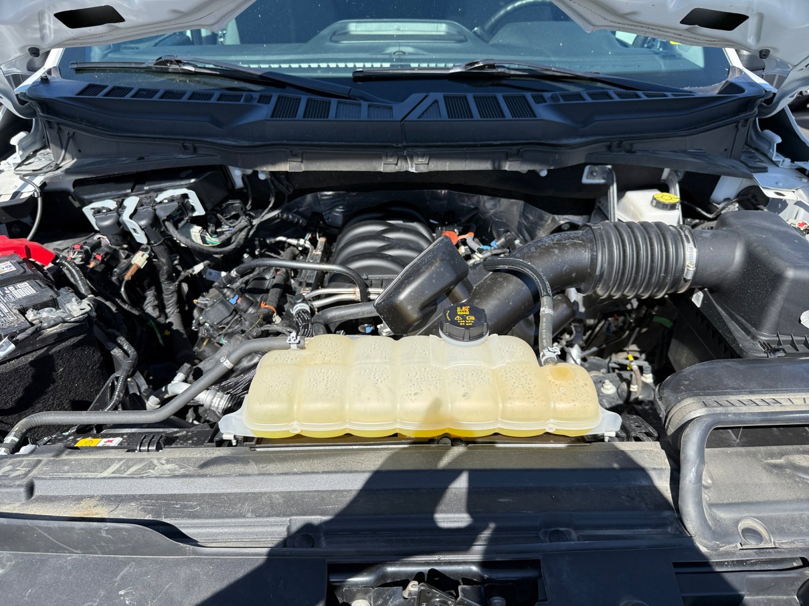 Certified Used 2025 Oxford White Ford XLT image 20