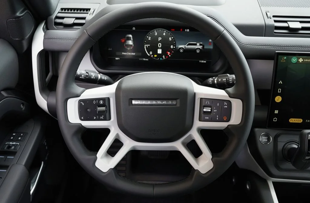 Used 2026 Gray Land Rover X-Dynamic SE image 15