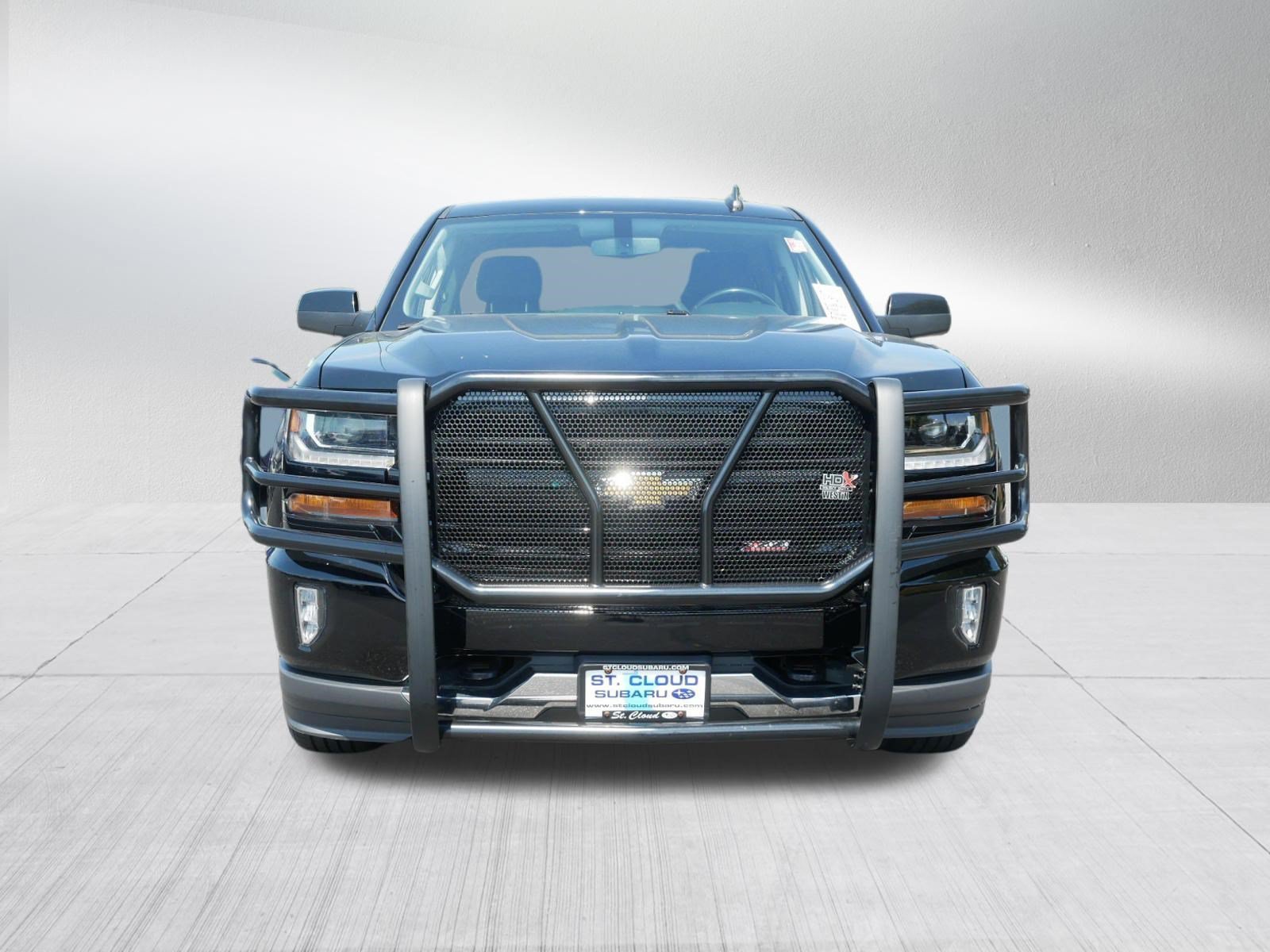 Used 2018 Chevrolet Silverado 1500 LT with VIN 1GCVKRECXJZ375723 for sale in Saint Cloud, Minnesota