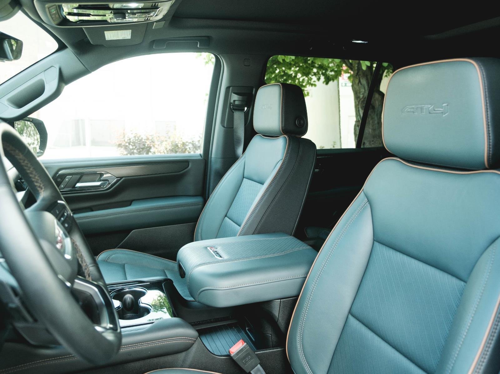 Used 2026 Onyx Black GMC AT4 image 14