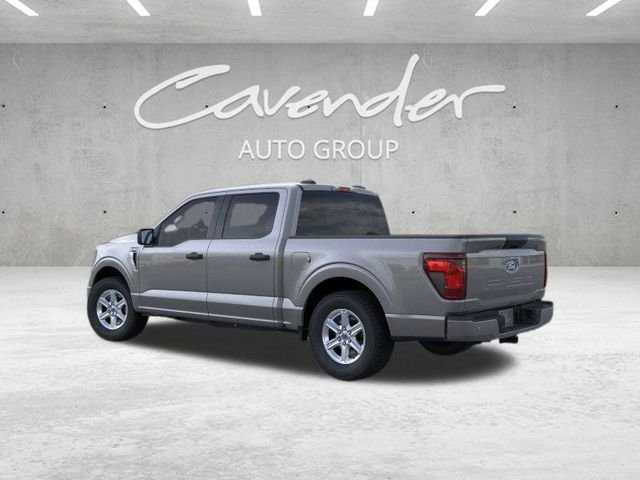 New 2026 Carbonized Gray Metallic Ford XLT image 5