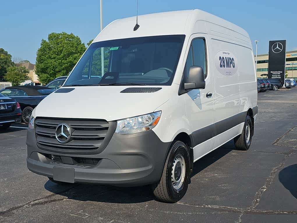 Used 2026 Arctic White Mercedes-Benz  image 6