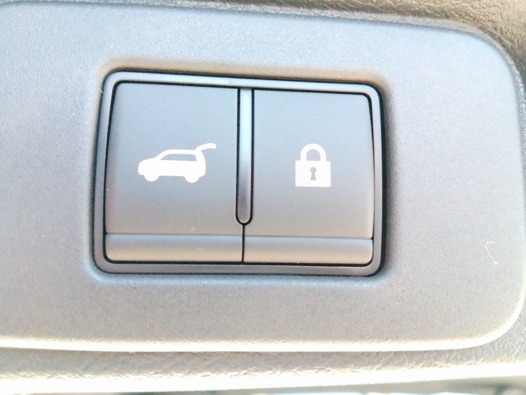 2025 Nissan Rogue SL - Photo 24