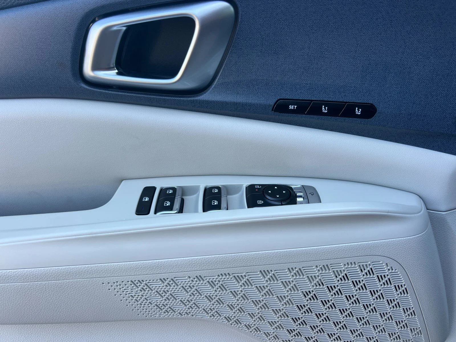 2026 Kia Carnival SX - Photo 10