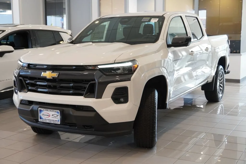 New 2026 Summit White Chevrolet LT image 5